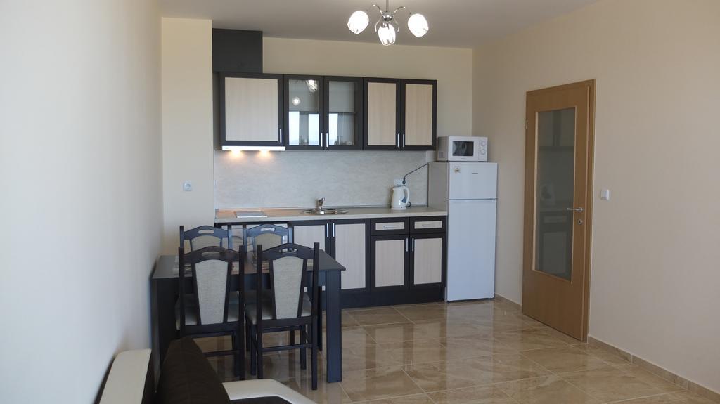 Golden Sea View Apartments Ahyolu Dış mekan fotoğraf