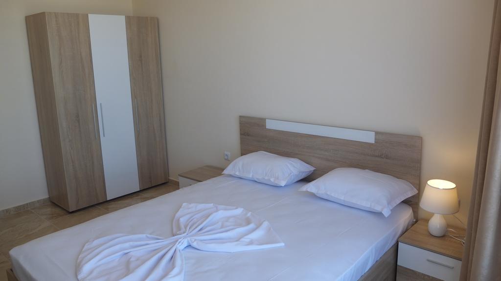 Golden Sea View Apartments Ahyolu Dış mekan fotoğraf