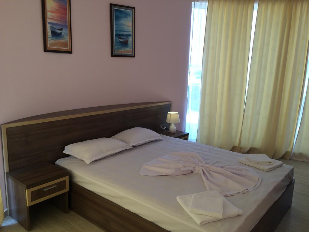 Golden Sea View Apartments Ahyolu Dış mekan fotoğraf